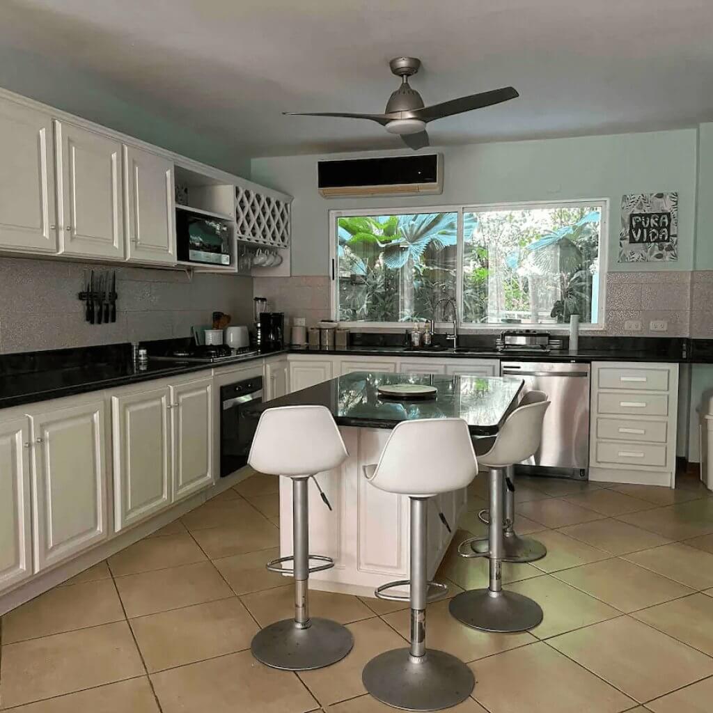Condo Beso del Sol ,Walking distance to Samara bay — 12
