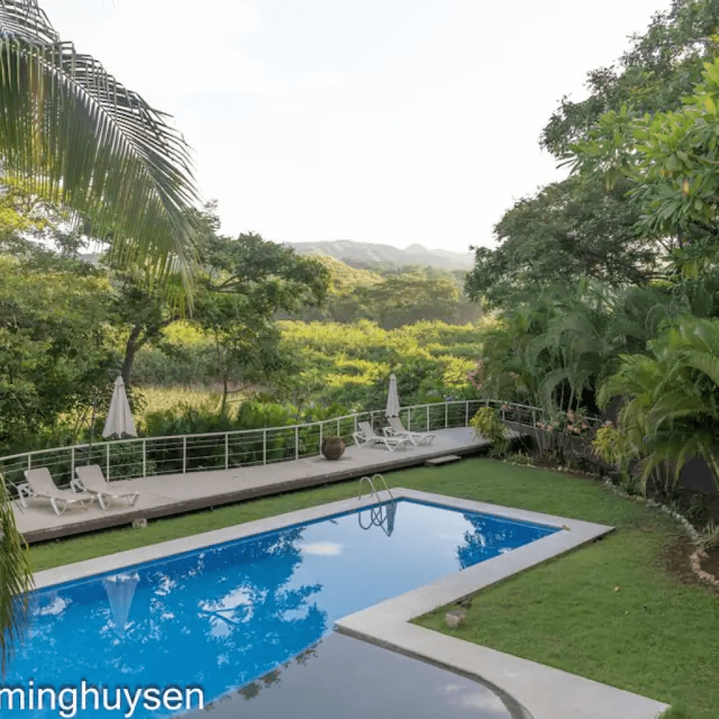 Condo Beso del Sol ,Walking distance to Samara bay