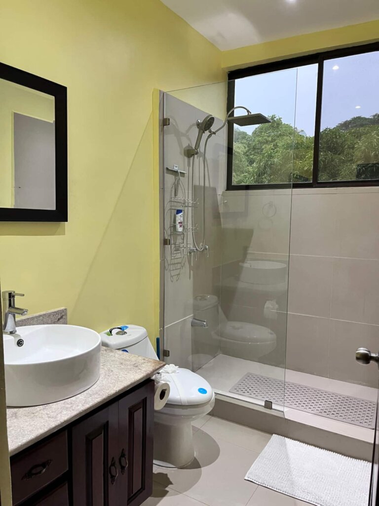 Casa Pura Vida Sámara – 3BR condo near the beach