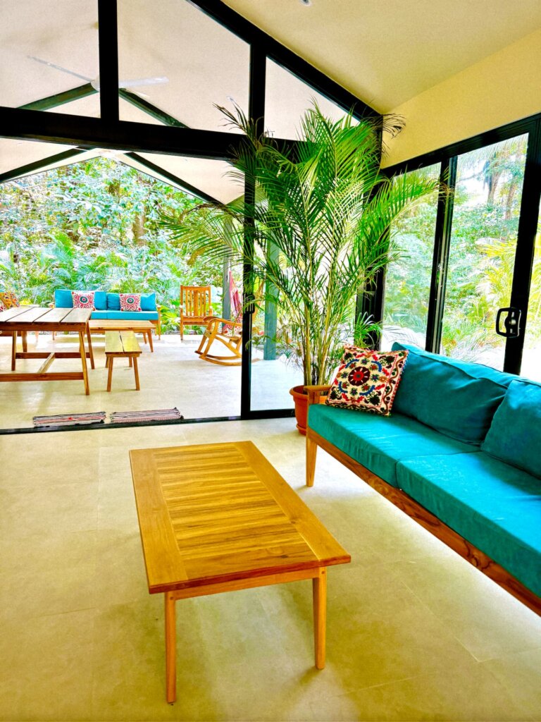Welcome to Jingle Jangle Jungle – Both Houses for 16 Guests