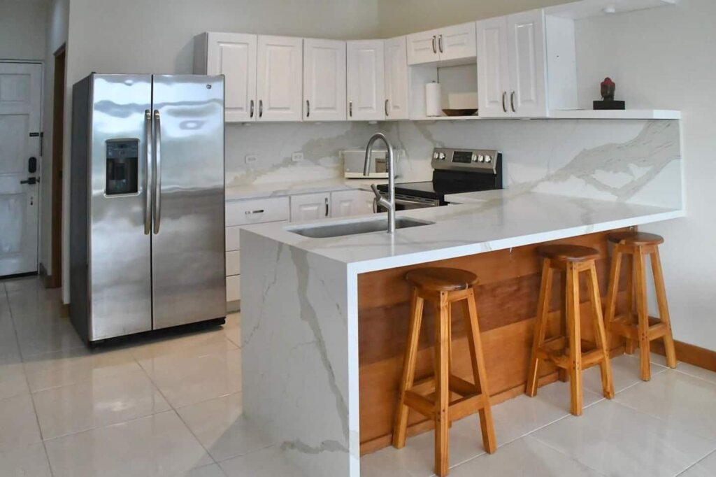 Oceanview condo with private balcony